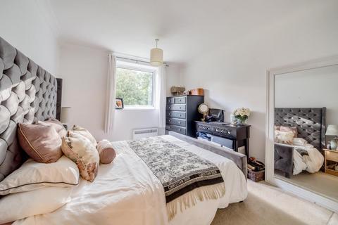 1, Troon Court Cardwell Crescent, Ascot, SL5 9BX