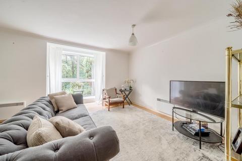 1, Troon Court Cardwell Crescent, Ascot, SL5 9BX