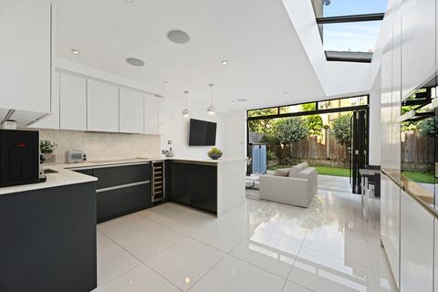 14 Lothair Road, London, W5 4TA