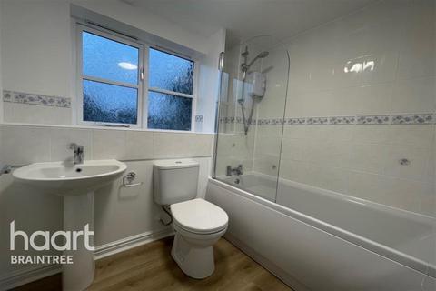 2 bedroom flat to rent, Keeble Way, Braintree