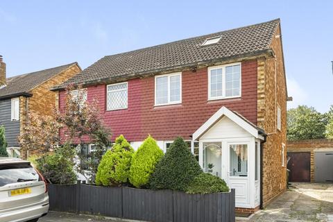 2 bedroom semi-detached house for sale, Reed Close, Lee