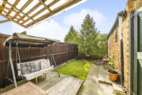 2 bedroom semi-detached house for sale, Reed Close, Lee