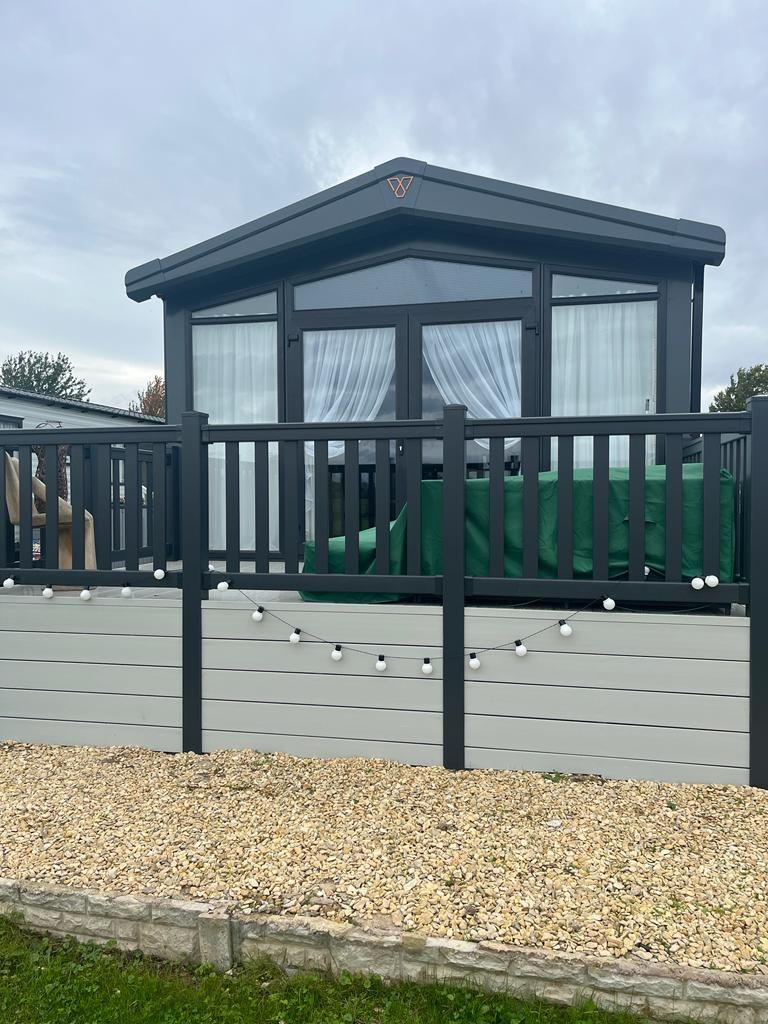 Telford Shropshire 2 bed lodge for sale £109,998