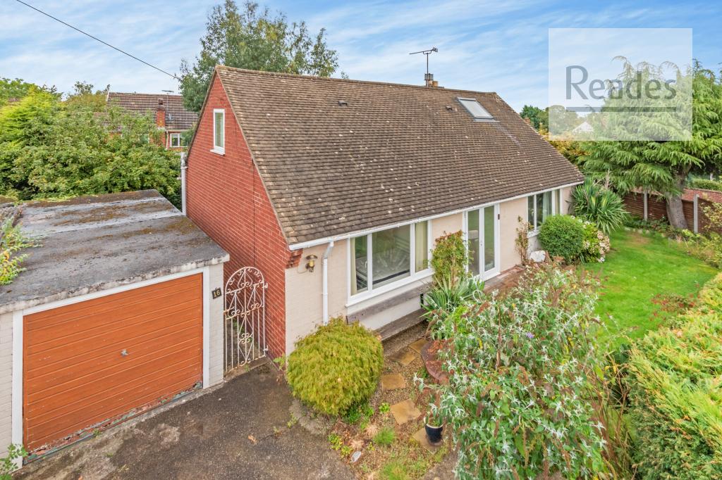 Moorfield Road, Hawarden CH5 3 3 bed detached bungalow for sale £270,000