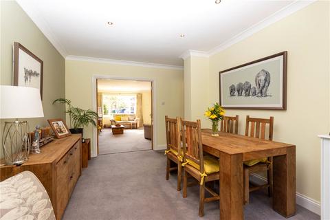 17 Seaman Close, Park Street, St Albans, AL2 2NX