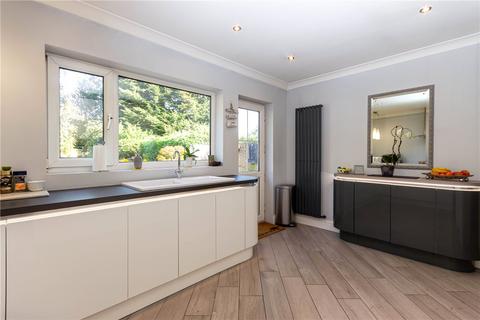 17 Seaman Close, Park Street, St Albans, AL2 2NX