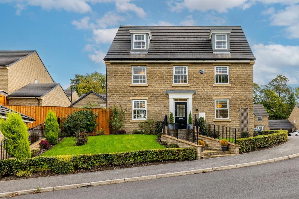 Bluebell Drive, Wyke, BD12 8AG 5 bed detached house for sale £475,000