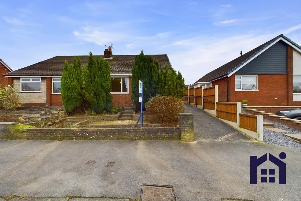 Hoghton Road, Leyland, PR25 1XX 2 bed semidetached bungalow for sale £185,000