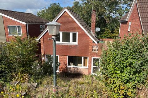 18 Coates Road, Exeter, EX2 5RW