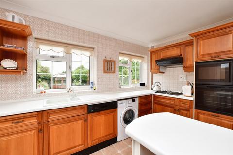 1 Birchfield Close, Maidstone, ME15 9YX