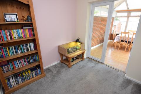 22 Harvard Way, Amesbury, Salisbury, SP4 7XE