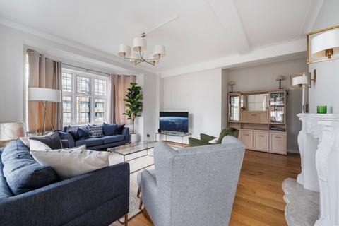 2 bedroom apartment to rent, Wellington Court, Wellington Road, St Johns Wood, NW8