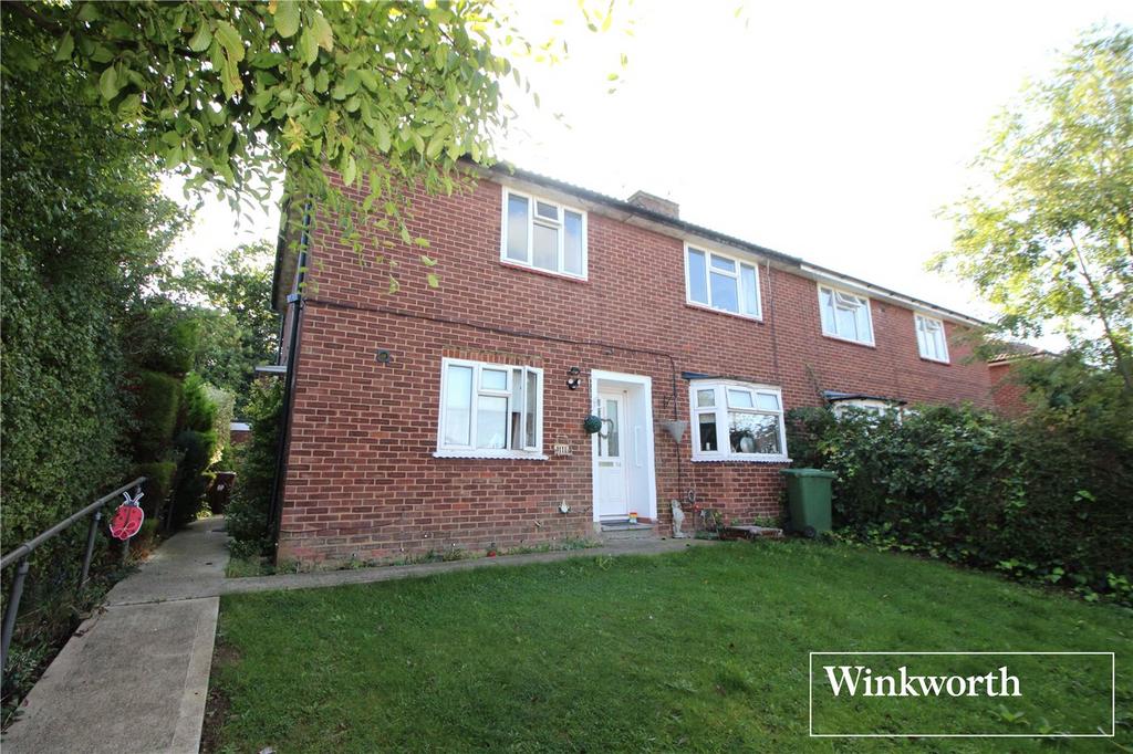 Elmwood Avenue, Borehamwood, Hertfordshire, WD6 2 bed for