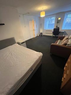 Studio to rent, FLAT 7, 15 Oakfield Avenue, Glasgow G12