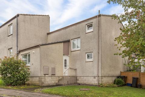 3 bedroom end of terrace house for sale - 5 Bughtlin Drive, East Craigs, EH12 8UX