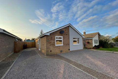 3 bedroom detached bungalow for sale, Almond Drive, March