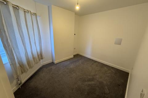3 bedroom flat to rent, Wilton Avenue, Southampton SO15