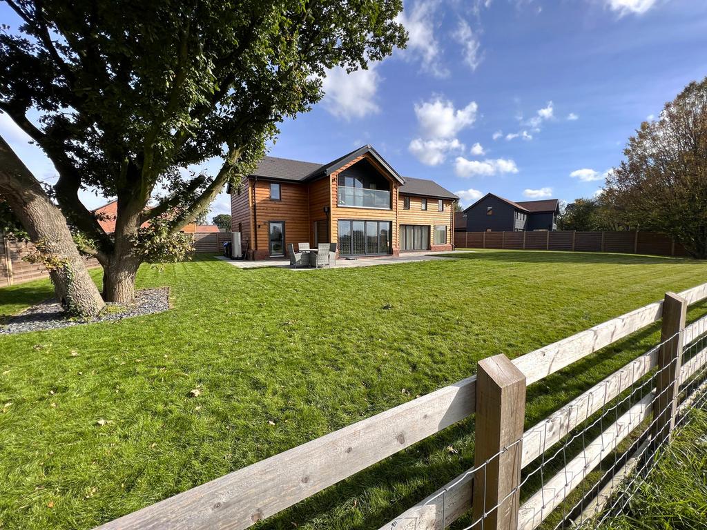 Whitley Fields Eaton on Tern Market Drayton, Shropshire, TF9 2FF 4