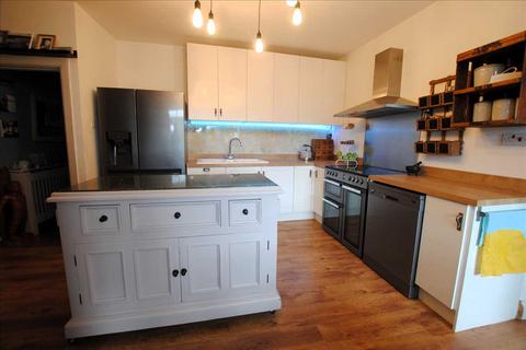 3 bedroom terraced house for sale, Swiss Cottage, 95 Main Street