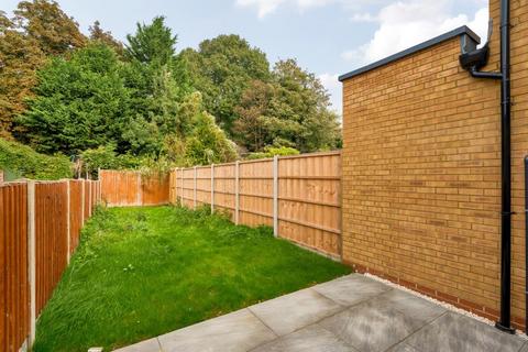 undefined, Cherwell Avenue,  Kidlington,  OX5