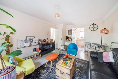 2 bedroom flat for sale, John Austin Close, Kingston upon Thames