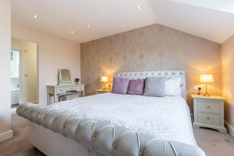 4 bedroom semi-detached house for sale - Woodslea, Lynslack Terrace, Arnside, Cumbria, LA5 0EL