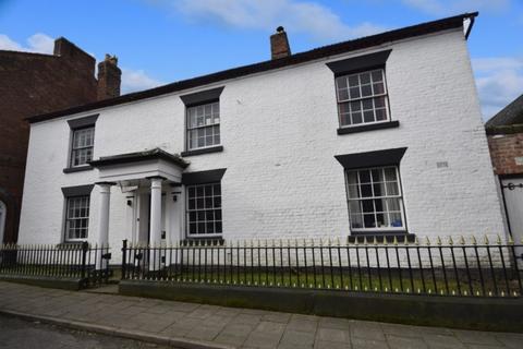 4 bedroom terraced house for sale, Shrewsbury Street, Prees