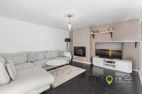111 Worlds End Lane, Enfield, EN2 7RG
