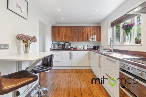 111 Worlds End Lane, Enfield, EN2 7RG