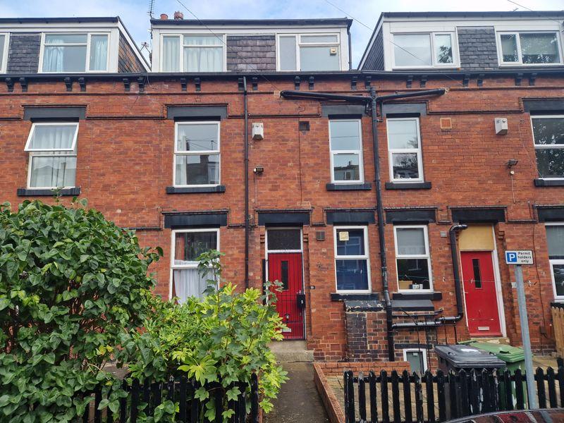 Winfield Terrace, Leeds 3 bed terraced house £230,000
