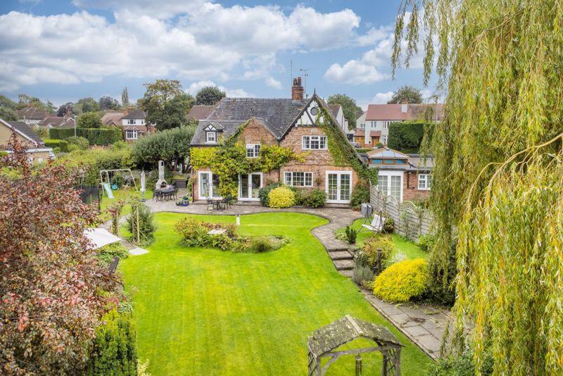 22 Birchin Lane, Nantwich 5 bed detached house for sale £745,000