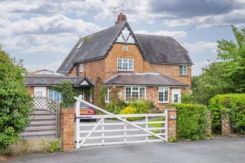 5 bedroom detached house for sale, 22 Birchin Lane, Nantwich