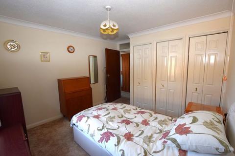 1 bedroom retirement property for sale, Market Square, Alton, Hampshire