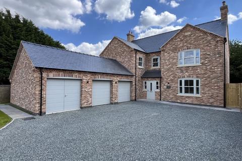 4 bedroom detached house for sale, Woodland View, Main Road, Hagworthingham