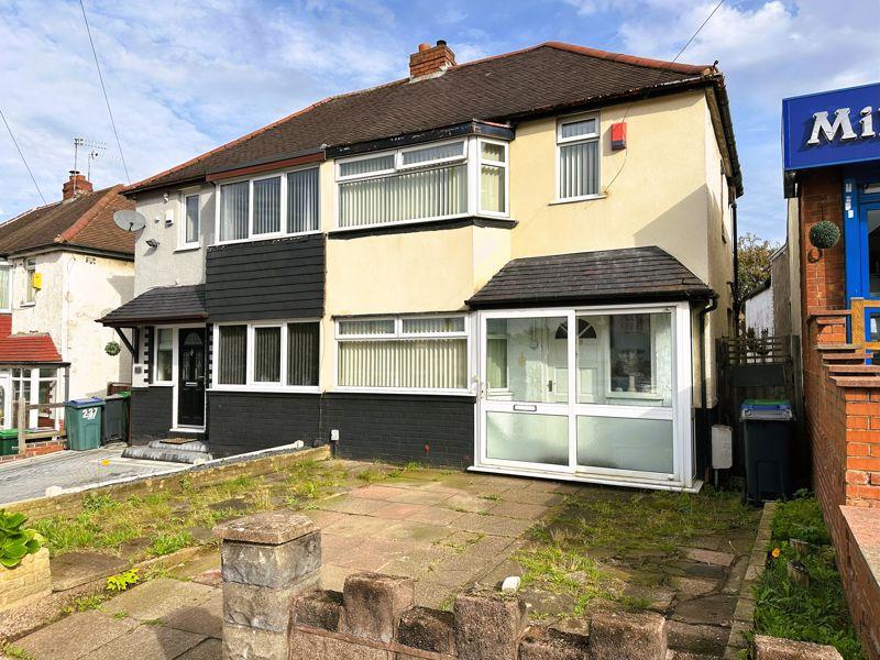 Hydes Road, West Bromwich 2 bed semidetached house £180,000