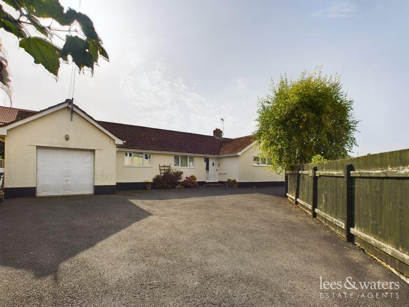 Broadway, Chilton Polden NO CHAIN 4 bed detached bungalow for sale