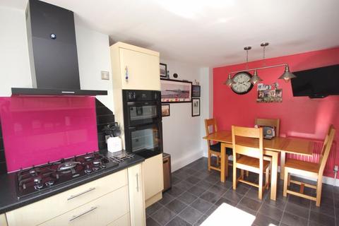 3 bedroom detached house for sale, Wheatley