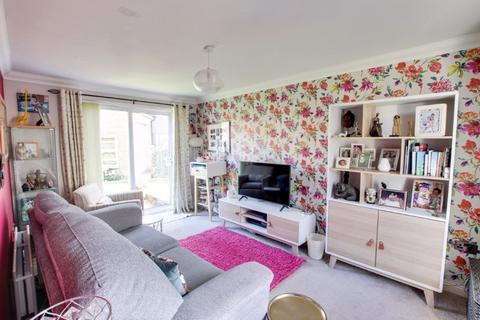 2 bedroom semi-detached house for sale, Primrose Corner, Staverton