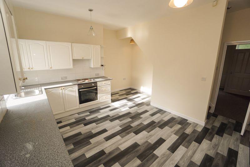 Chorley Road, Blackrod 3 bed terraced house to rent £850 pcm (£196 pw)