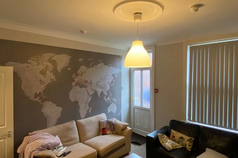 5 bedroom terraced house to rent - Leeds LS6