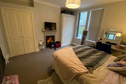 5 bedroom terraced house to rent - Leeds LS6