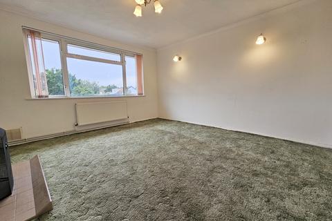 1 bedroom flat for sale - Snakes Lane, Eastwood, Southend-on-sea