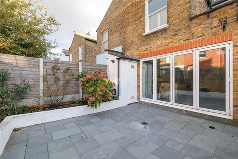 5 bedroom terraced house to rent, Allestree Road, Fulham, SW6