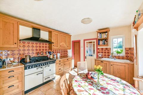 3 bedroom detached house for sale - Lower Road, Woodchurch, Ashford, Kent, TN26