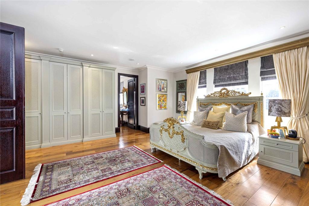 Principal Bedroom
