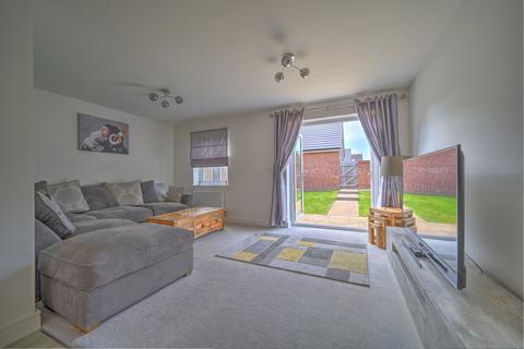 9 Granite Close, South Molton, EX36 3FD