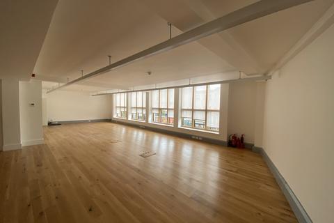 Office to rent - Midmoor House, Kew Road, Richmond, Greater London