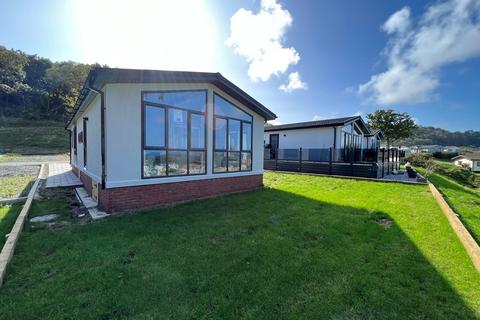 2 bedroom detached bungalow for sale, Schooner Park, New Quay, SA45