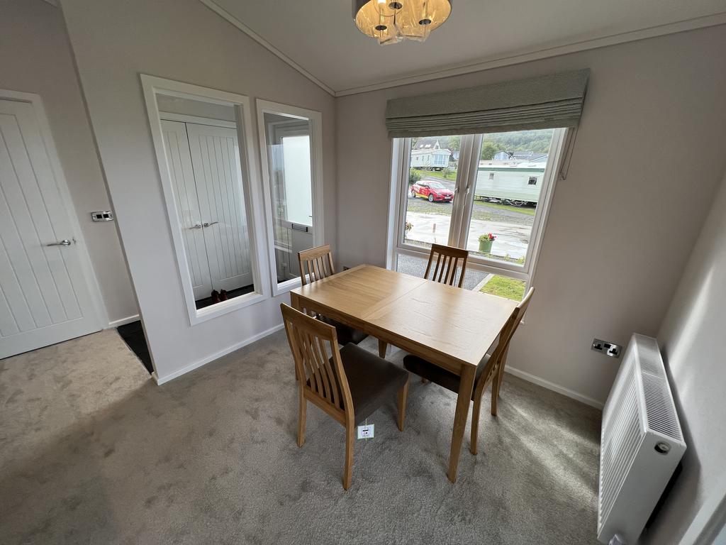 Open Plan Kitchen/Dining Room