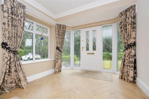 2 Valewood, Bottesford, Scunthorpe, DN16 3RS